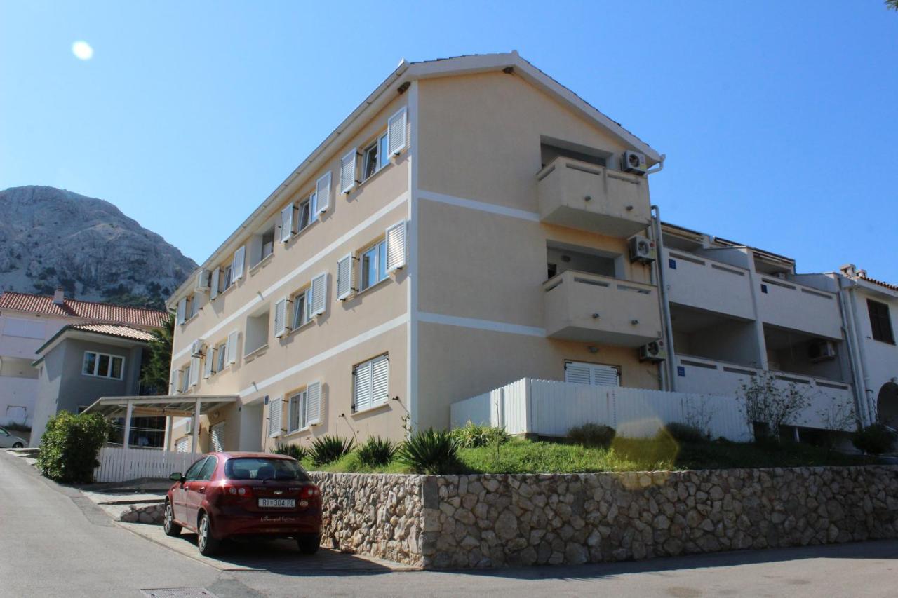 Apartments With A Parking Space Baska, Krk - 18794 Exterior foto